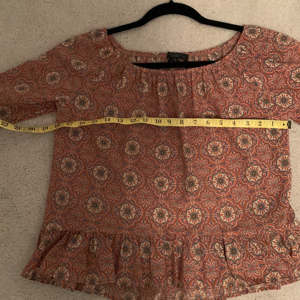 Sanctuary Ruffle bottom Top. - Picture 4 of 5